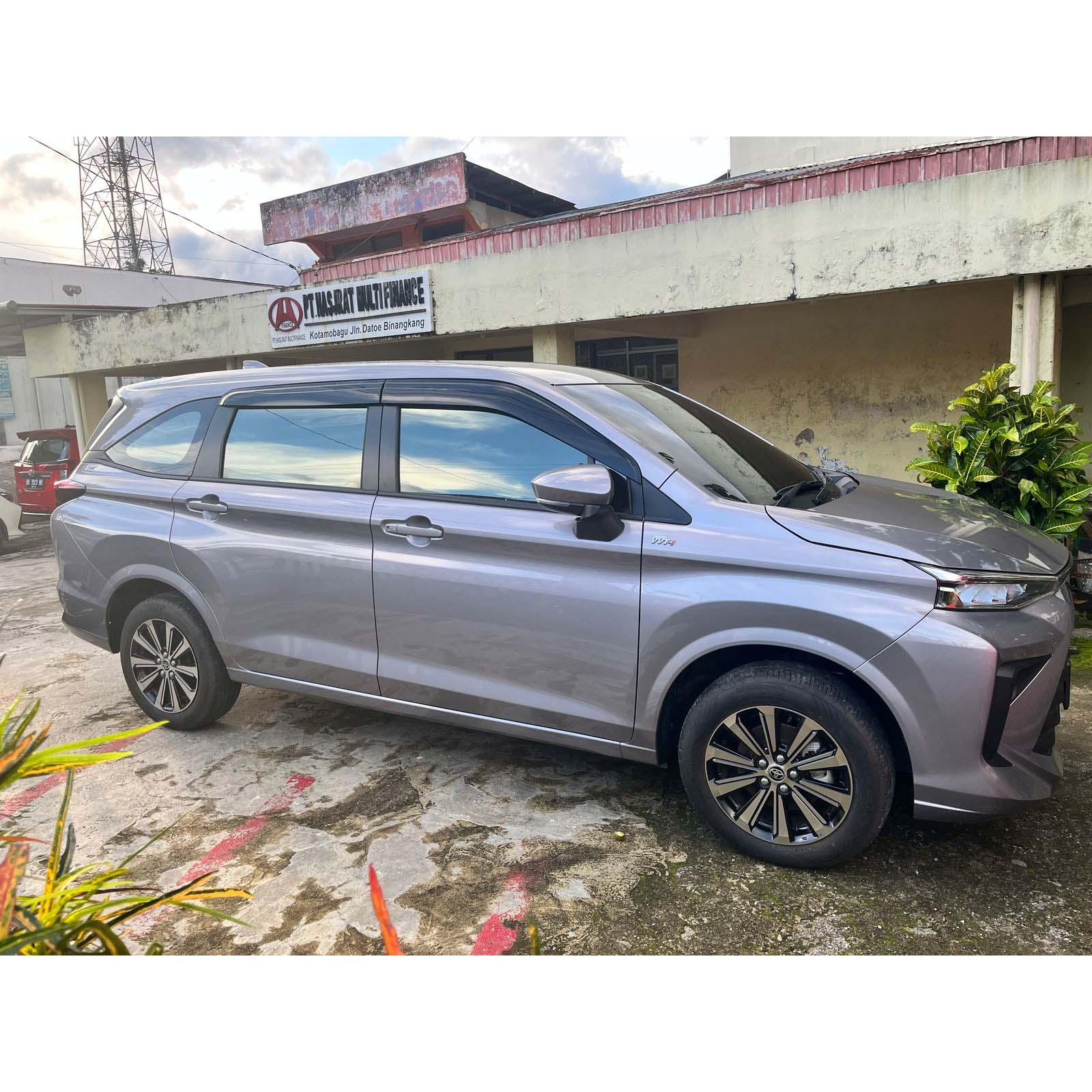 AVANZA 1.5 G M/T - DB 1664 KL 2